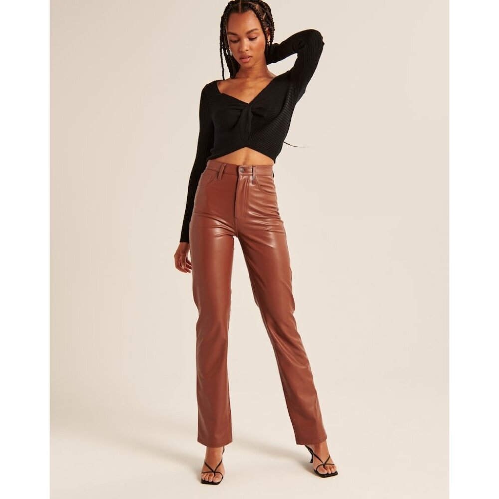 Abercrombie & Fitch Vegan Leather 90s Straight Pants 28 Short